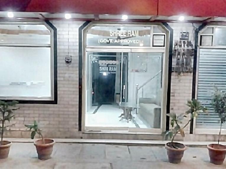 斯里拉马豪华酒店 新德里 外观 照片
